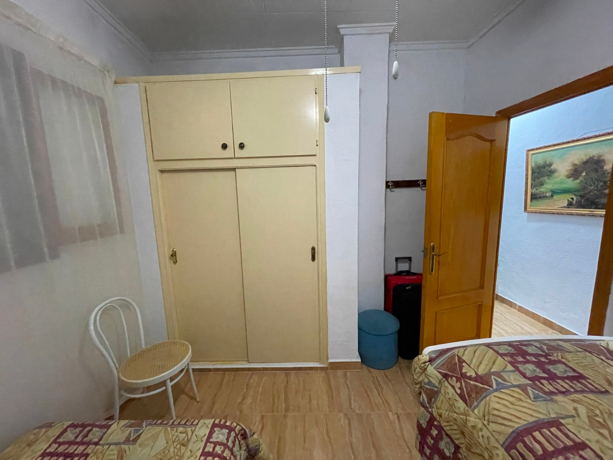 For sale - 4 Bedroom 2 Bathroom House - Townhouse in San Fulgencio - San Fulgencio Centro  - Alicante