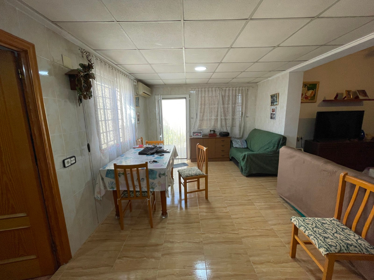 For sale - 4 Bedroom 2 Bathroom House - Townhouse in San Fulgencio - San Fulgencio Centro  - Alicante