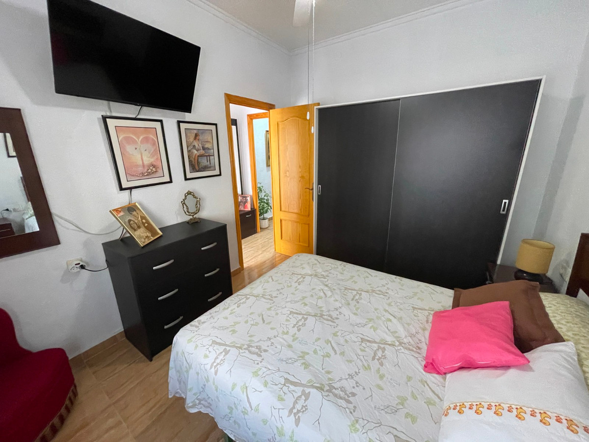 For sale - 4 Bedroom 2 Bathroom House - Townhouse in San Fulgencio - San Fulgencio Centro  - Alicante