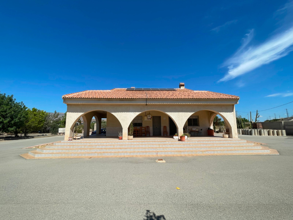 3 Bedroom 1 Bathroom House - Detached Villa in Crevillente - Crevillent