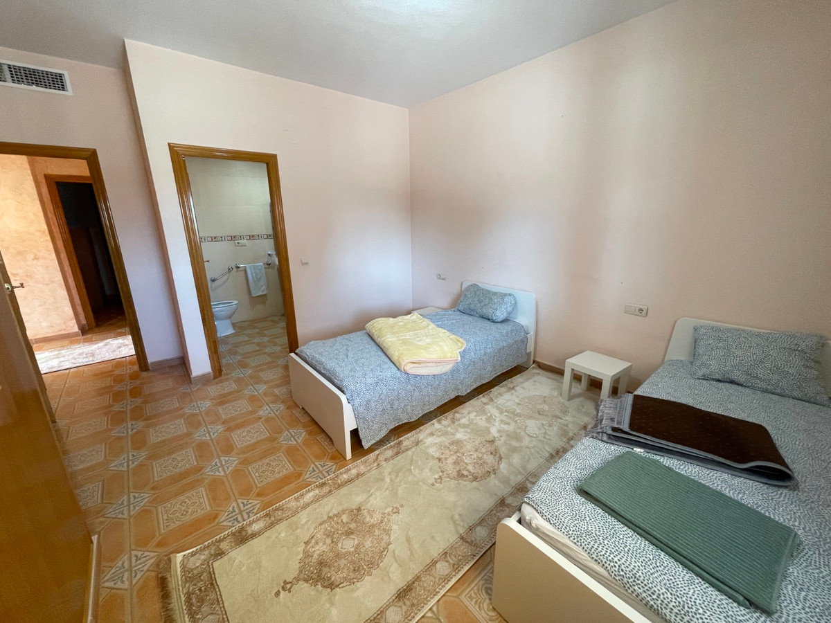 For sale - 3 Bedroom 2 Bathroom House - Detached Villa in Albatera - Albatera Centro  - Alicante