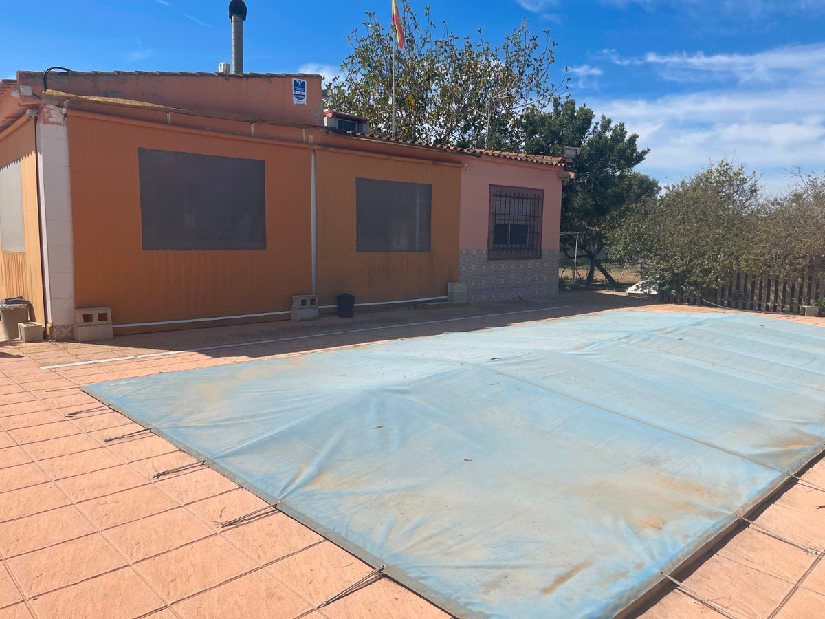 For sale - 3 Bedroom 2 Bathroom House - Detached Villa in Guardamar del Segura - Guardamar del Segura Centro  - Alicante