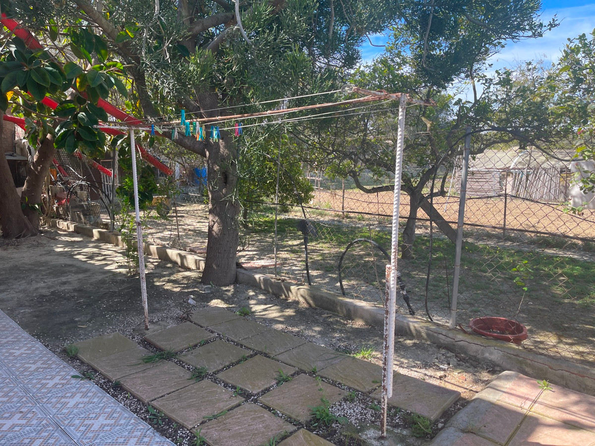 For sale - 3 Bedroom 2 Bathroom House - Detached Villa in Guardamar del Segura - Guardamar del Segura Centro  - Alicante