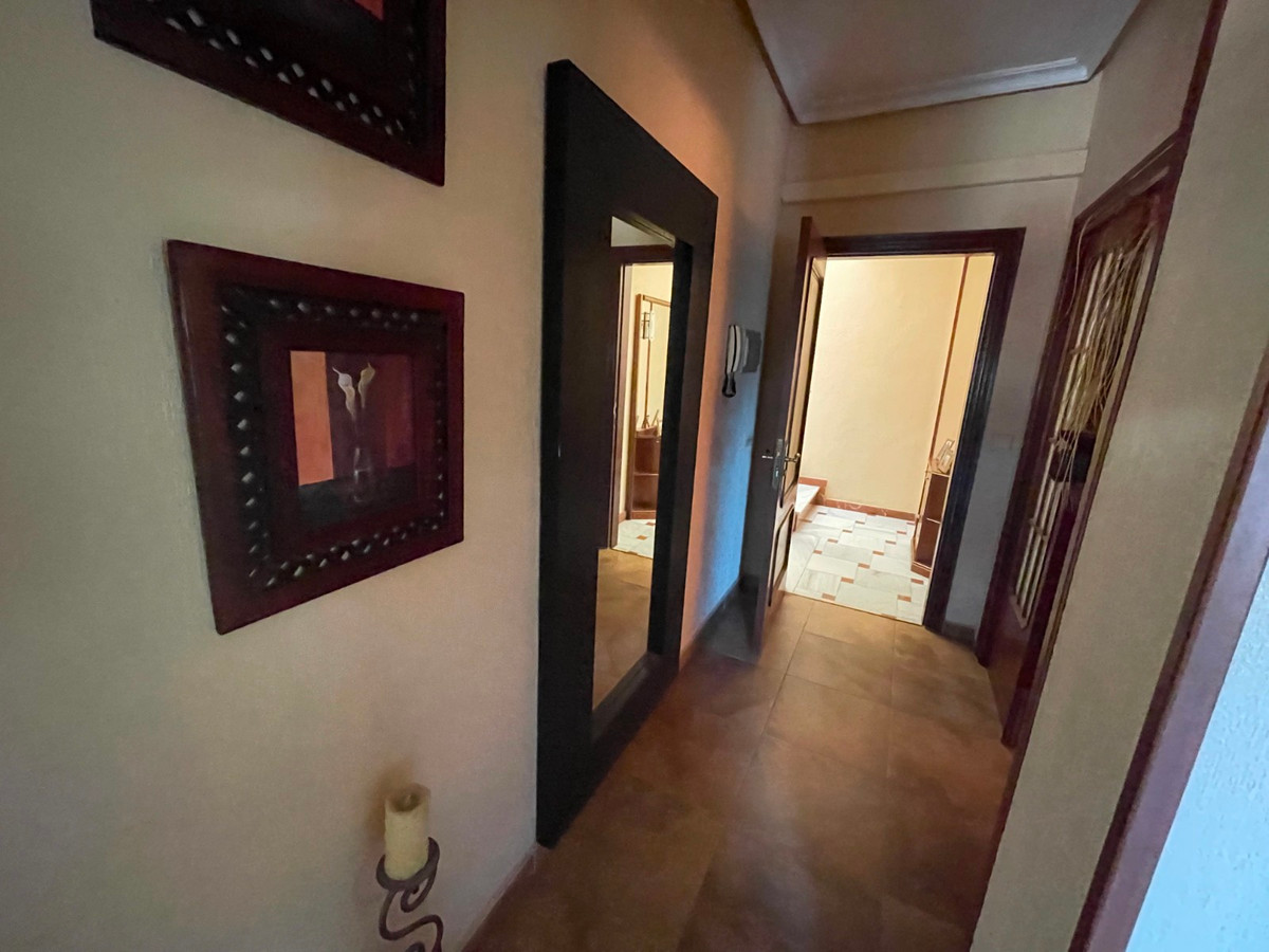 For sale - 5 Bedroom 2 Bathroom House - Detached Villa in San Miguel de Salinas - San Miguel de Salinas Centro  - Alicante