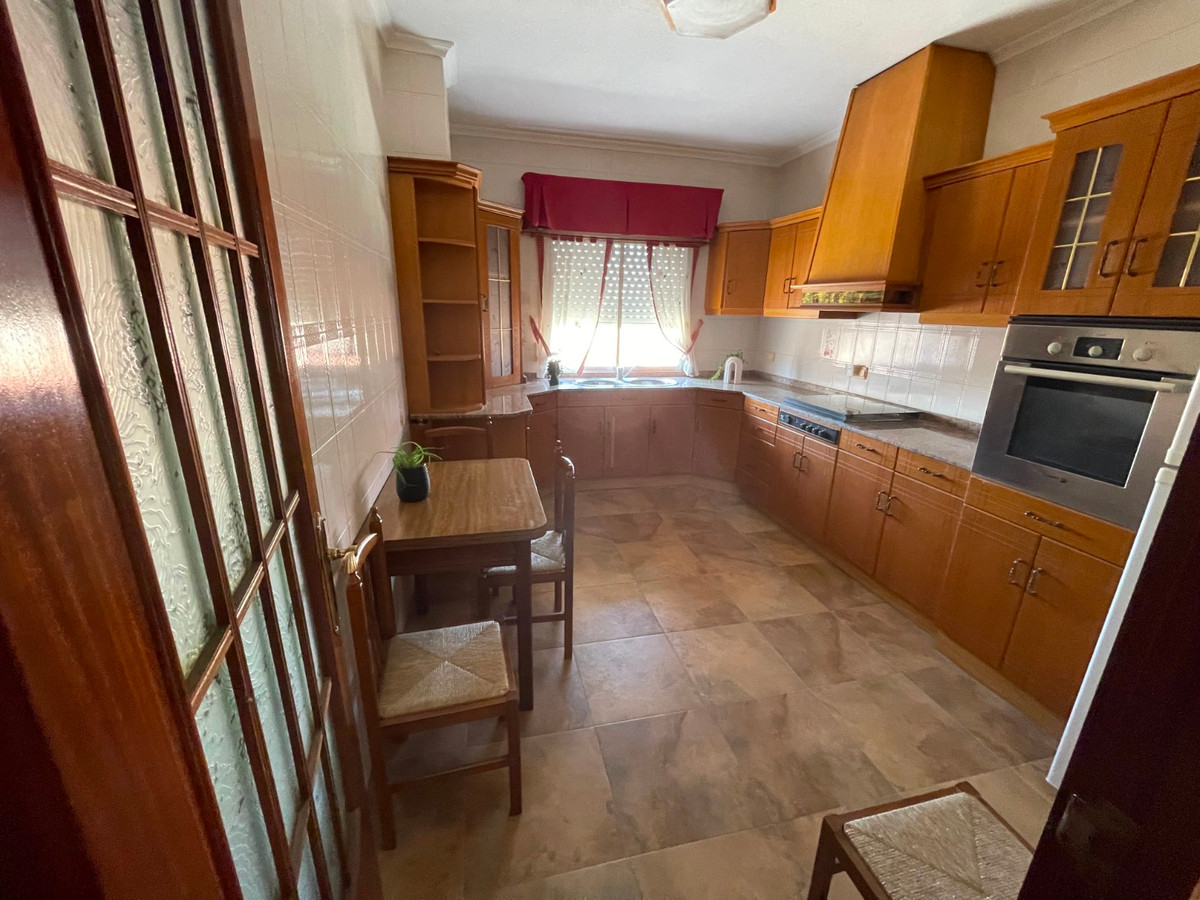 For sale - 5 Bedroom 2 Bathroom House - Detached Villa in San Miguel de Salinas - San Miguel de Salinas Centro  - Alicante