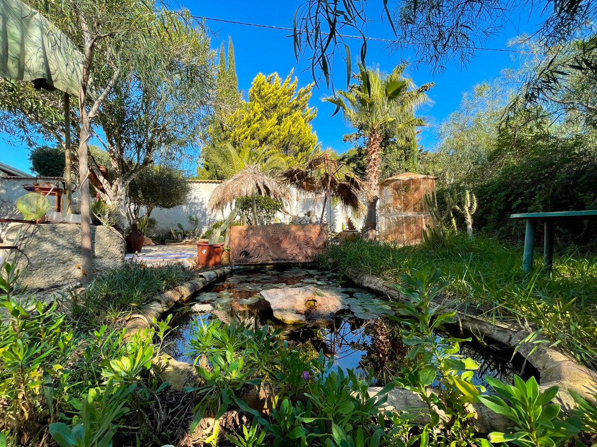 For sale - 5 Bedroom 2 Bathroom House - Detached Villa in Orihuela - Lomas de Cabo Roig  - Alicante