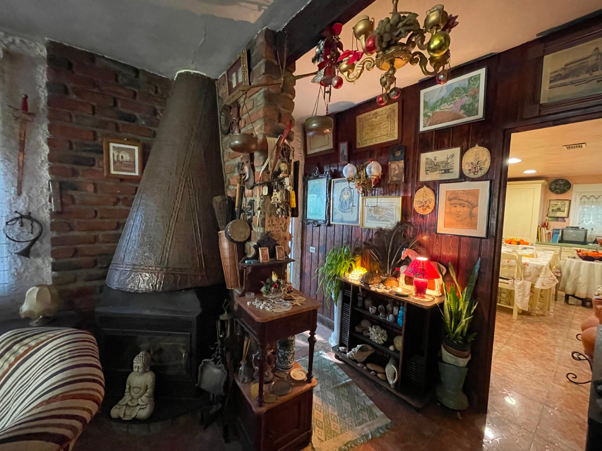 For sale - 5 Bedroom 2 Bathroom House - Detached Villa in Orihuela - Lomas de Cabo Roig  - Alicante