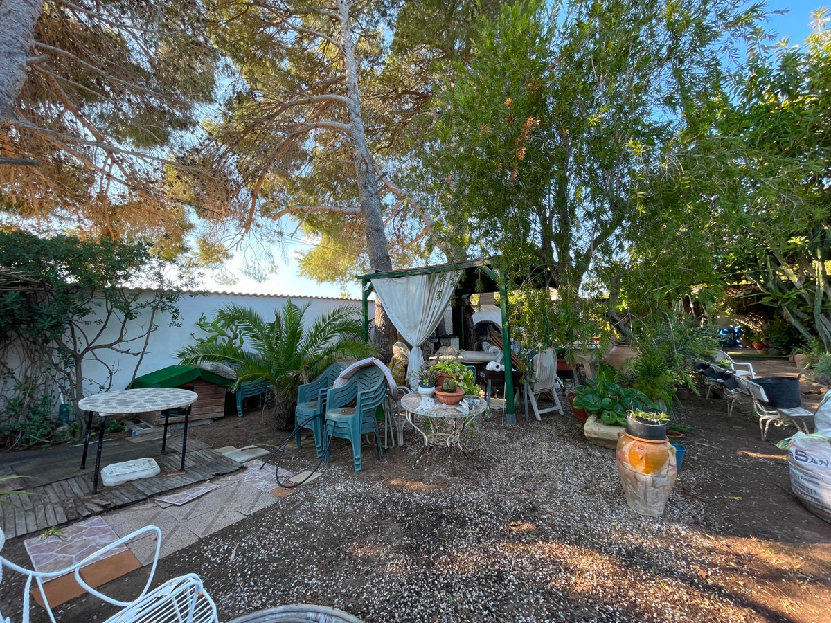 For sale - 5 Bedroom 2 Bathroom House - Detached Villa in Orihuela - Lomas de Cabo Roig  - Alicante