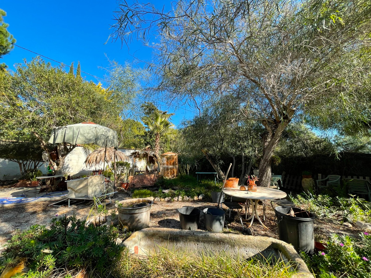 For sale - 5 Bedroom 2 Bathroom House - Detached Villa in Orihuela - Lomas de Cabo Roig  - Alicante