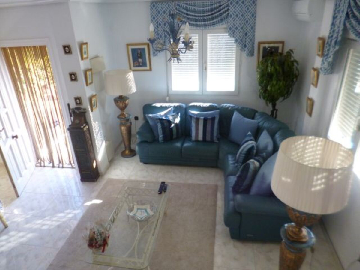 For sale - 3 Bedroom 2 Bathroom House - Detached Villa in Orihuela - Playa Flamenca  - Alicante
