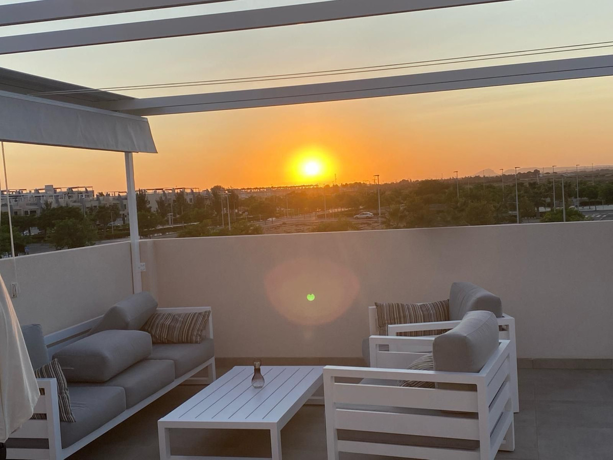 For sale - 3 Bedroom 2 Bathroom Apartment - Penthouse in Orihuela - Mil Palmeras  - Alicante