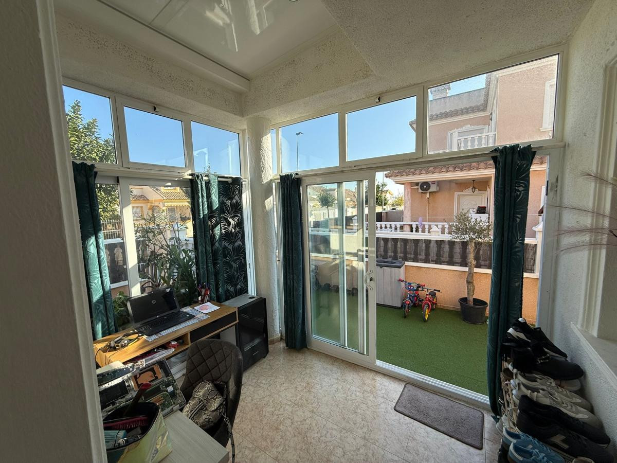 For sale - 2 Bedroom 2 Bathroom House - Semi-Detached House in Pilar de la Horadada - Torre de la Horadada  - Alicante