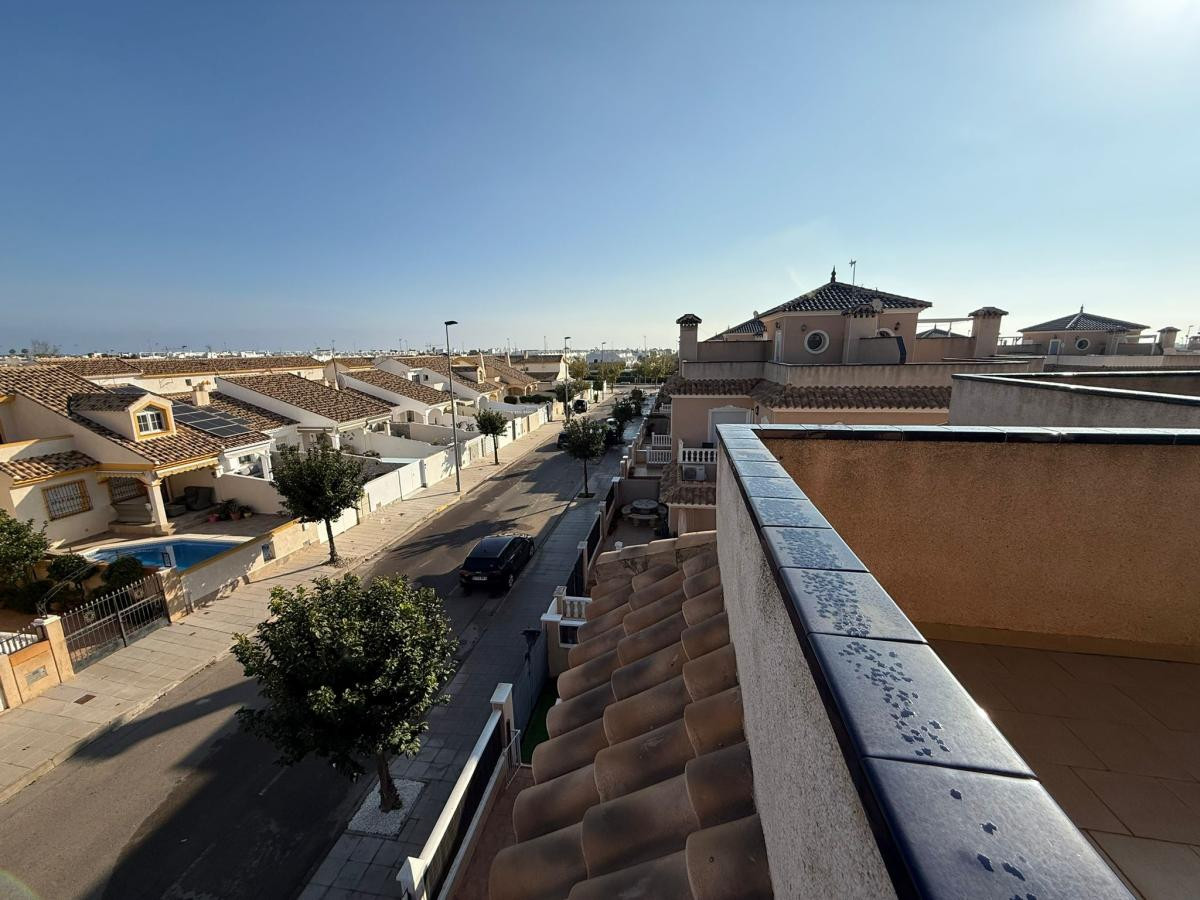 For sale - 2 Bedroom 2 Bathroom House - Semi-Detached House in Pilar de la Horadada - Torre de la Horadada  - Alicante