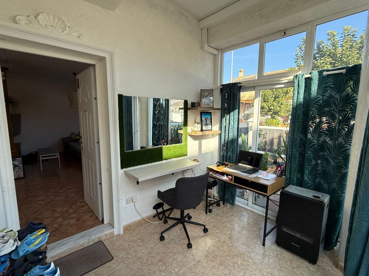 For sale - 2 Bedroom 2 Bathroom House - Semi-Detached House in Pilar de la Horadada - Torre de la Horadada  - Alicante