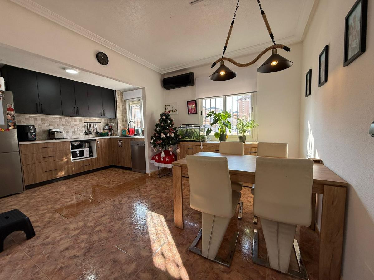 For sale - 2 Bedroom 2 Bathroom House - Semi-Detached House in Pilar de la Horadada - Torre de la Horadada  - Alicante