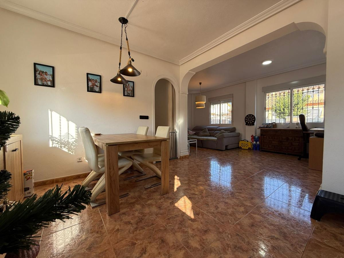 For sale - 2 Bedroom 2 Bathroom House - Semi-Detached House in Pilar de la Horadada - Torre de la Horadada  - Alicante