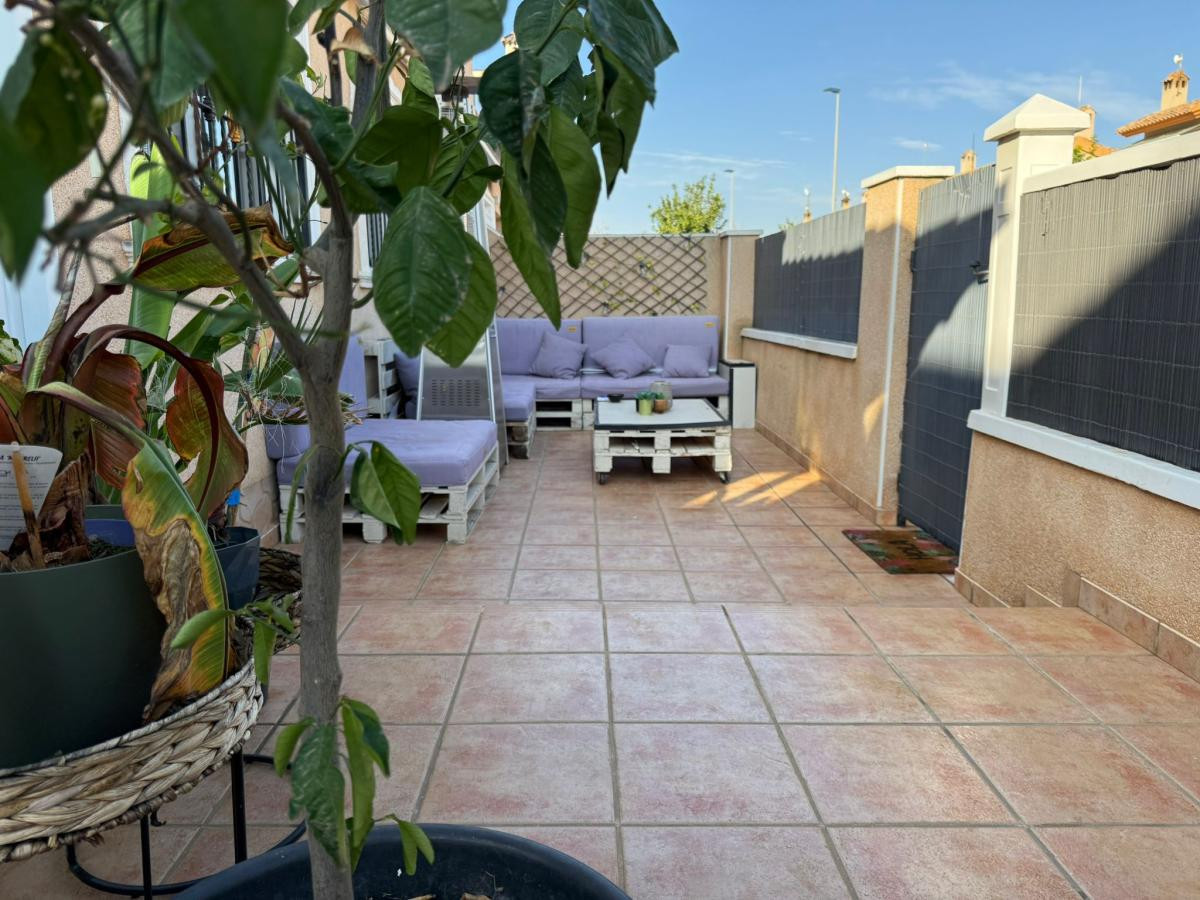 For sale - 2 Bedroom 2 Bathroom House - Semi-Detached House in Pilar de la Horadada - Torre de la Horadada  - Alicante