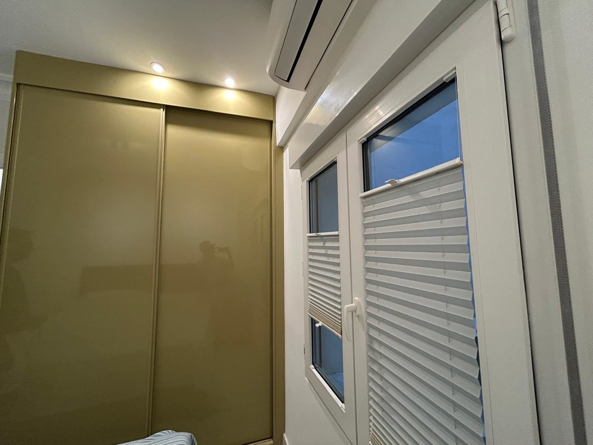 For sale - 3 Bedroom 2 Bathroom Apartment - Middle Floor Apartment in Torrevieja - Torrevieja Centro  - Alicante