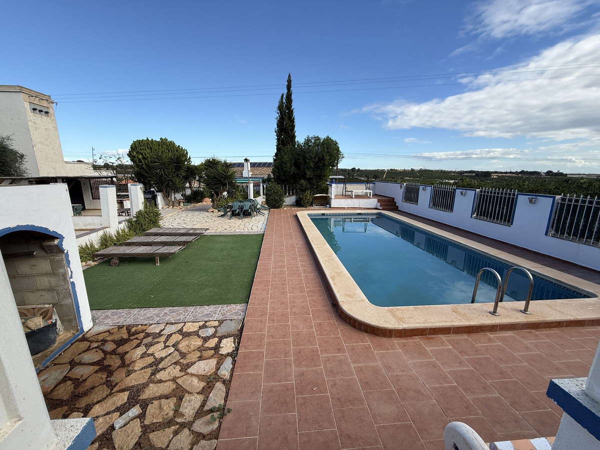 For sale - 4 Bedroom 2 Bathroom House - Finca - Cortijo in Pilar de la Horadada - Pinar de Campoverde  - Alicante