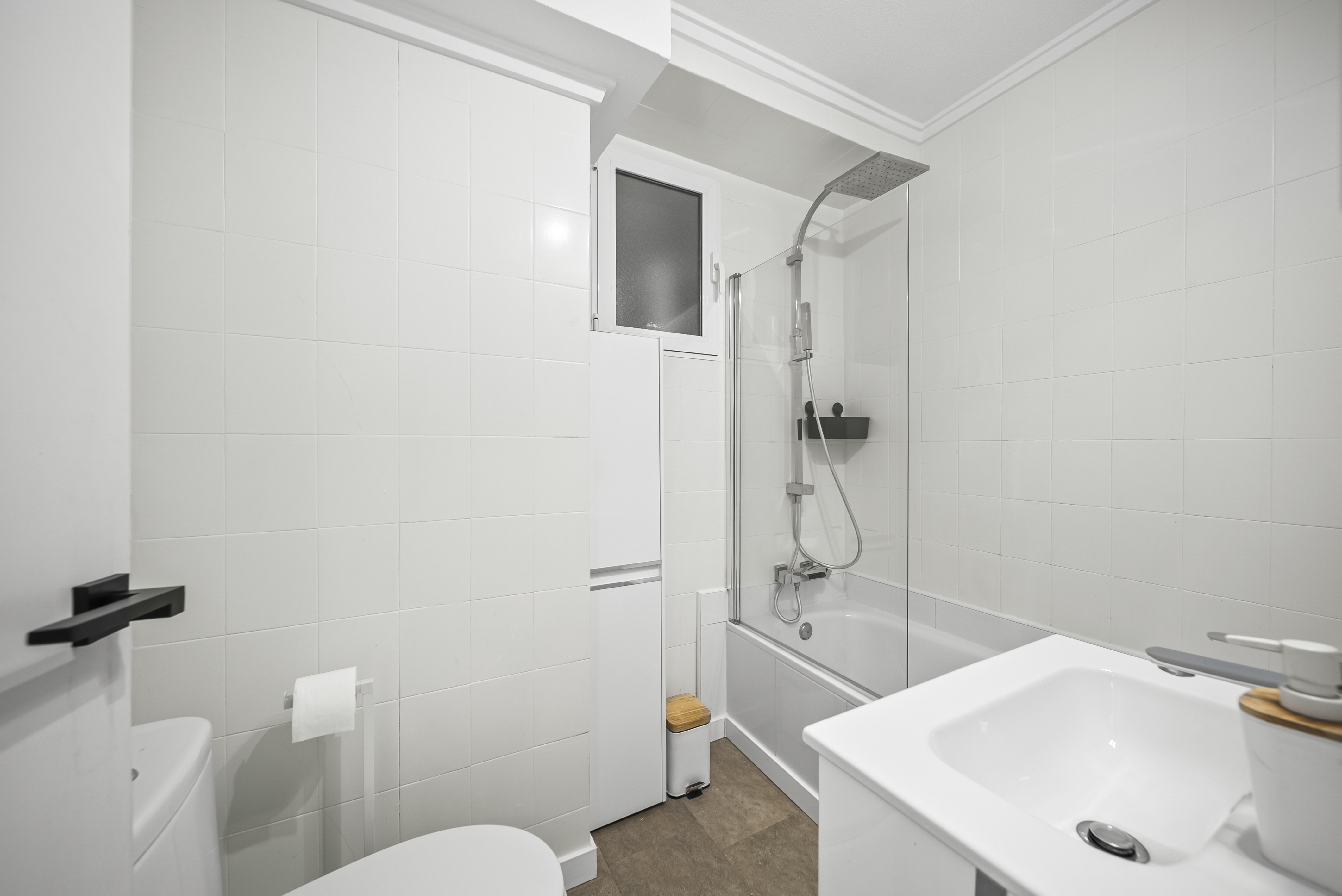 For sale - 2 Bedroom 1 Bathroom Apartament in Torrevieja - Puerto  - Alicante