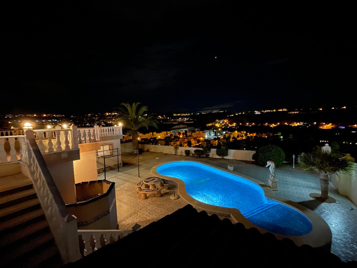 For sale - 5 Bedroom 5 Bathroom Detached Villa in Ciudad Quesada - Ciudad Quesada  - Alicante