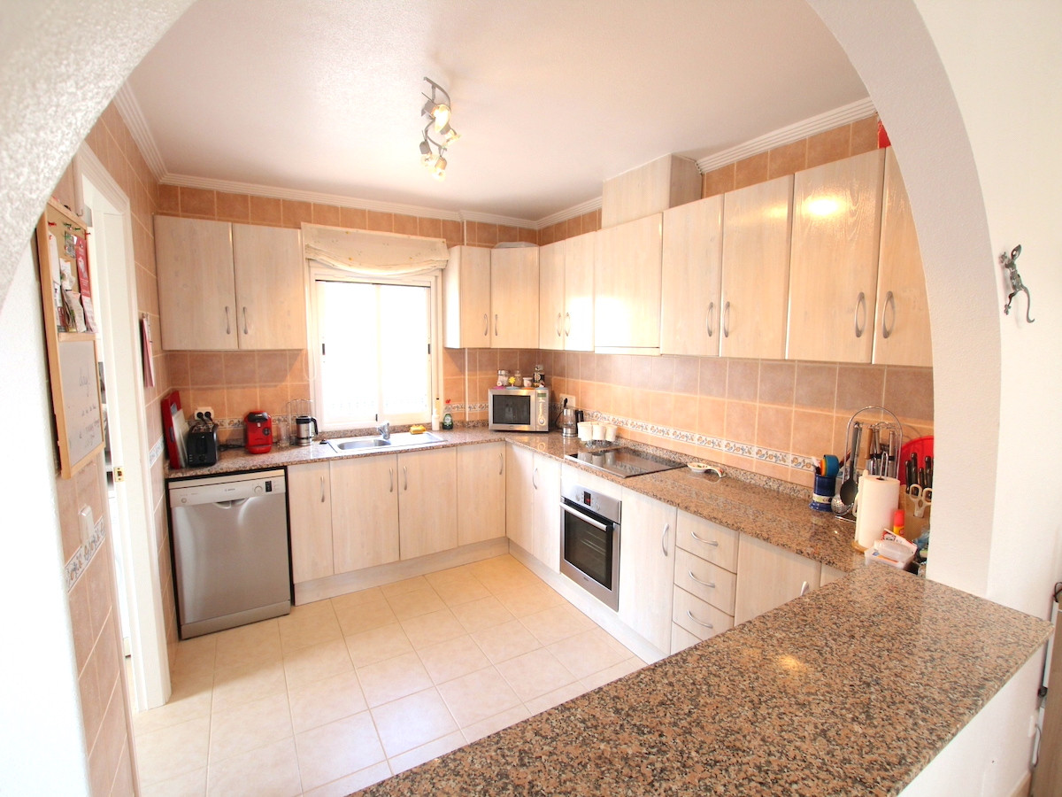 For sale - 5 Bedroom 5 Bathroom Detached Villa in Ciudad Quesada - Ciudad Quesada  - Alicante