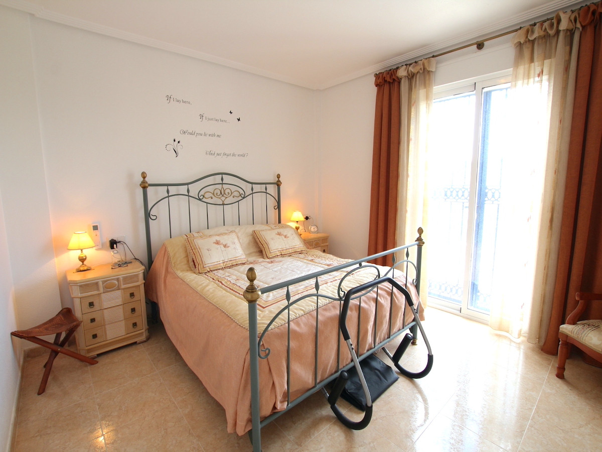 For sale - 5 Bedroom 5 Bathroom Detached Villa in Ciudad Quesada - Ciudad Quesada  - Alicante