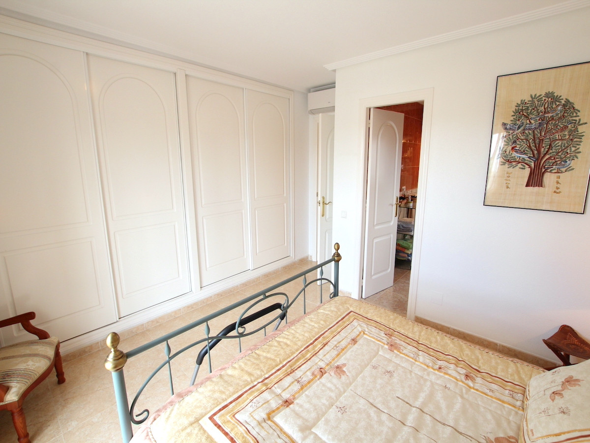 For sale - 5 Bedroom 5 Bathroom Detached Villa in Ciudad Quesada - Ciudad Quesada  - Alicante