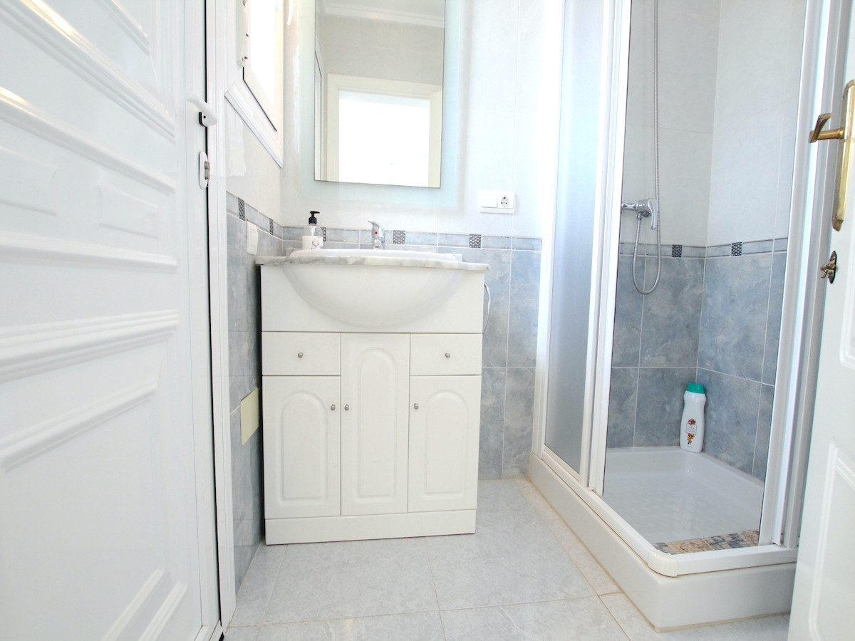 For sale - 5 Bedroom 5 Bathroom Detached Villa in Ciudad Quesada - Ciudad Quesada  - Alicante