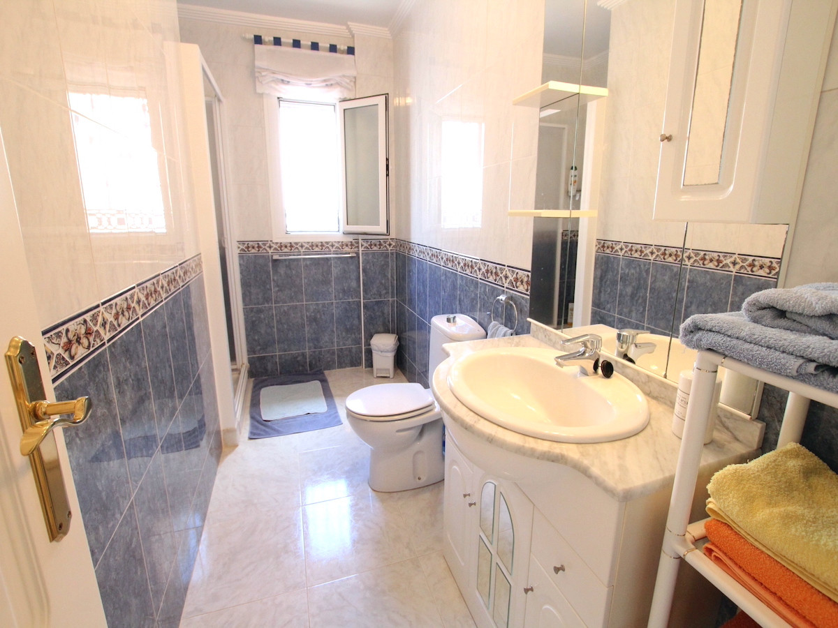 For sale - 5 Bedroom 5 Bathroom Detached Villa in Ciudad Quesada - Ciudad Quesada  - Alicante