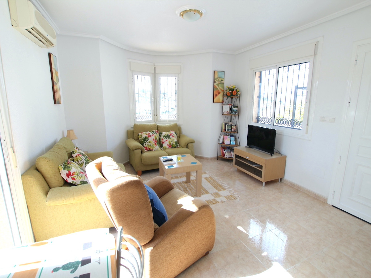 For sale - 5 Bedroom 5 Bathroom Detached Villa in Ciudad Quesada - Ciudad Quesada  - Alicante