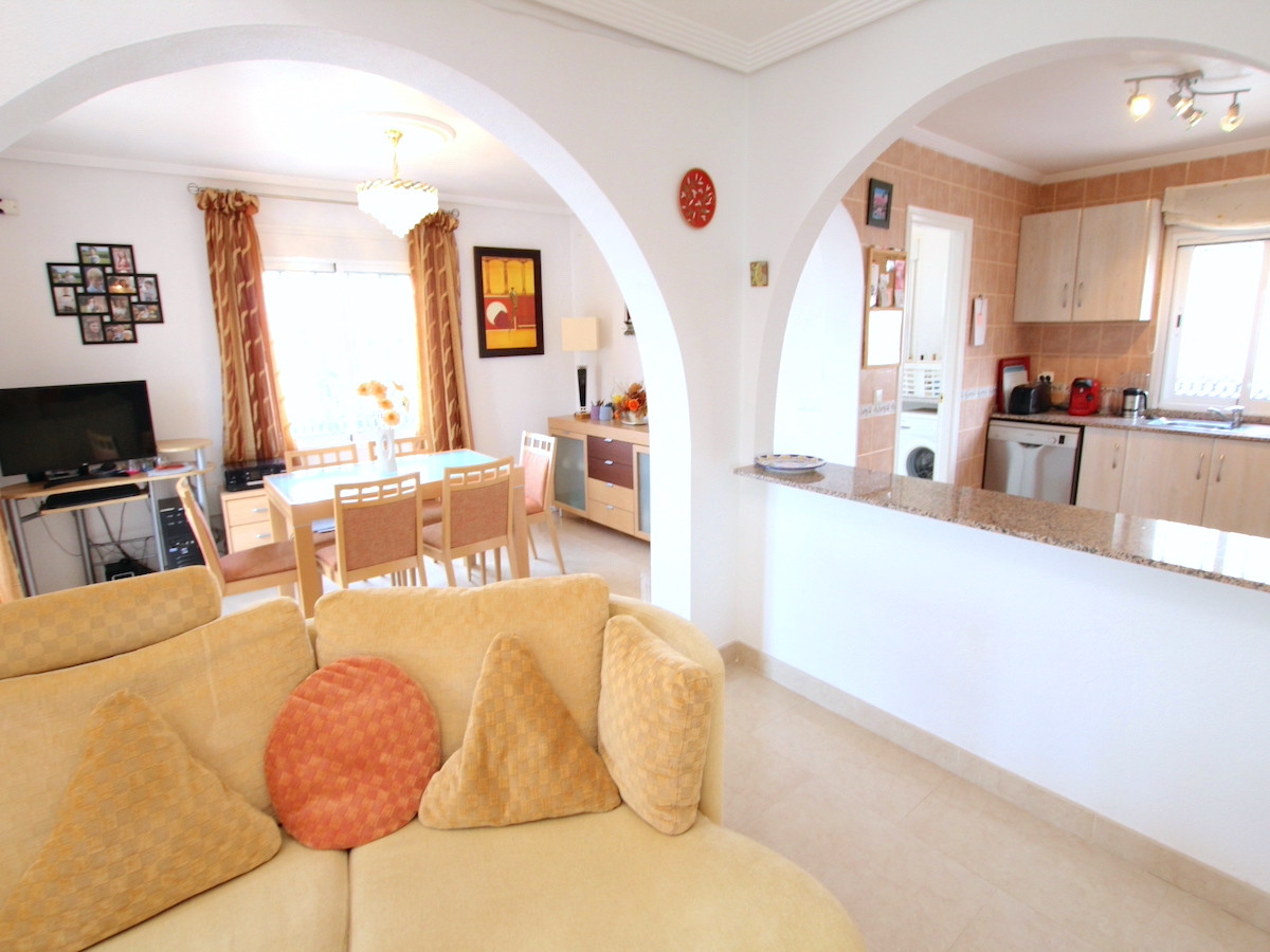 For sale - 5 Bedroom 5 Bathroom Detached Villa in Ciudad Quesada - Ciudad Quesada  - Alicante