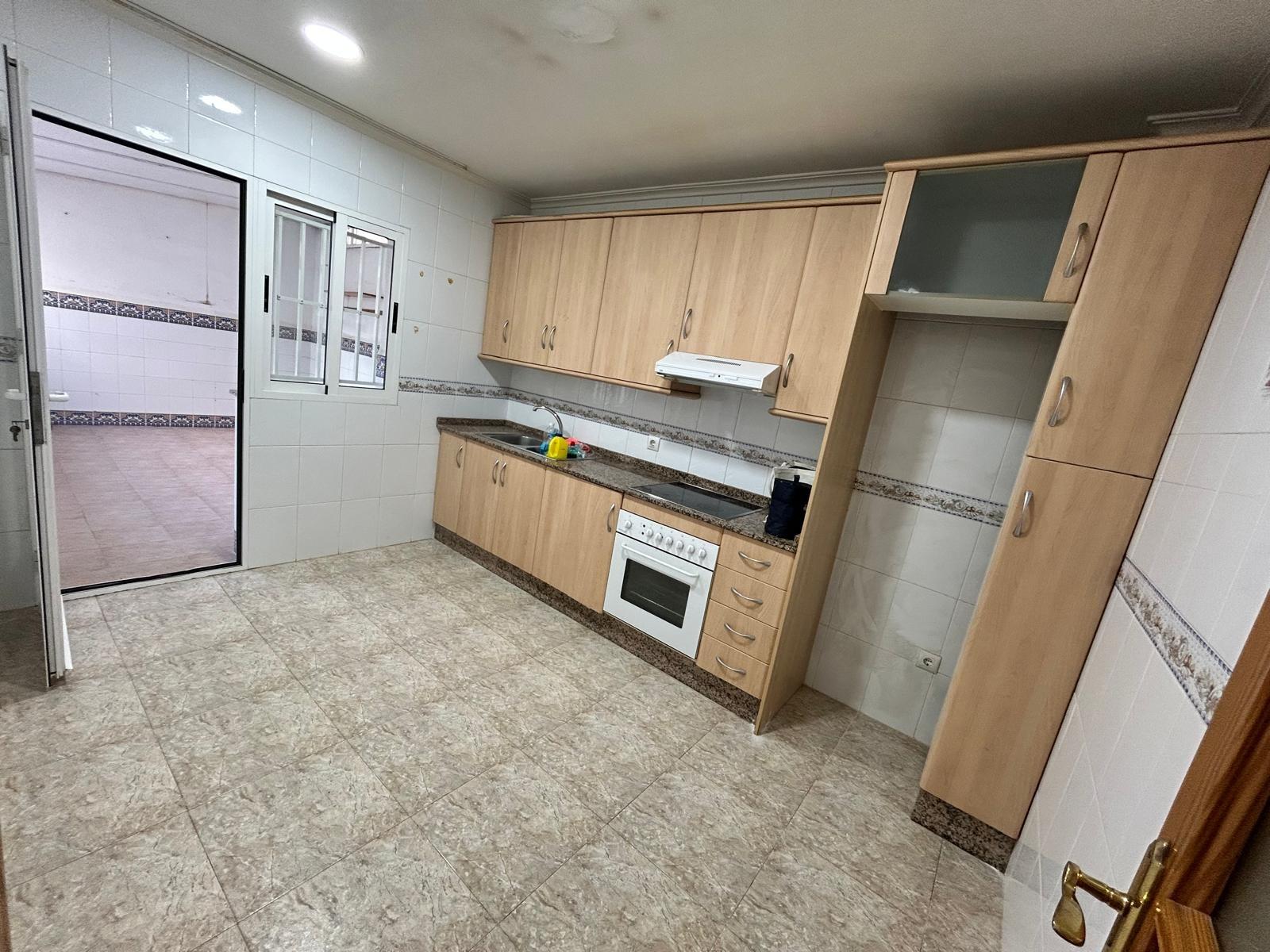 For sale - 4 Bedroom 3 Bathroom Town House in Los Alcazares - Los Alcázares  - Murcia