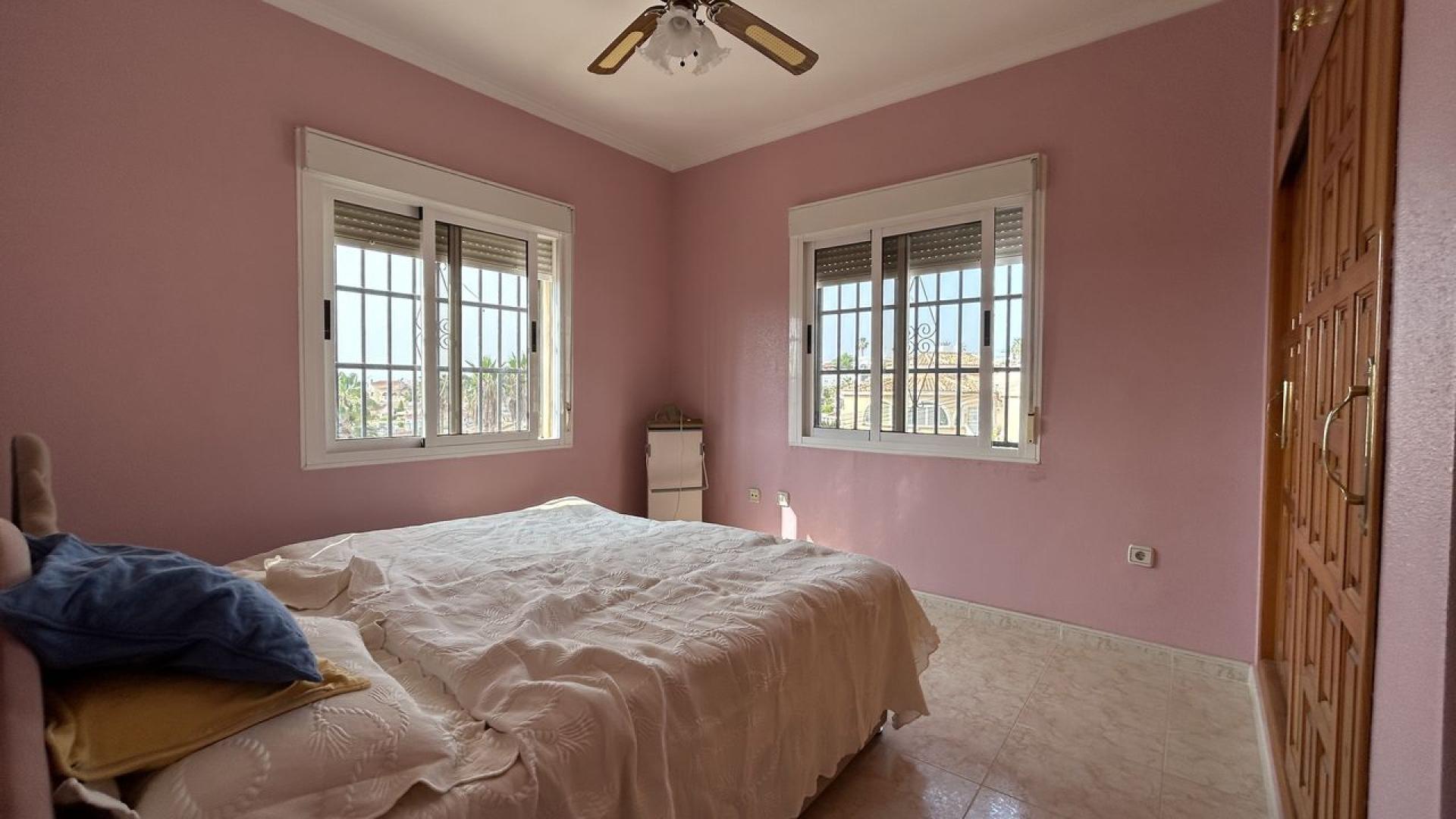 For sale - 5 Bedroom 4 Bathroom Villa in Ciudad Quesada - Costa Blanca  - Alicante