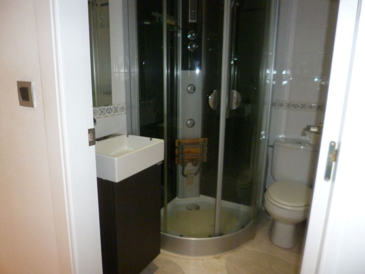 For sale - 3 Bedroom 2 Bathroom Apartment in Playa Flamenca -  - Alicante