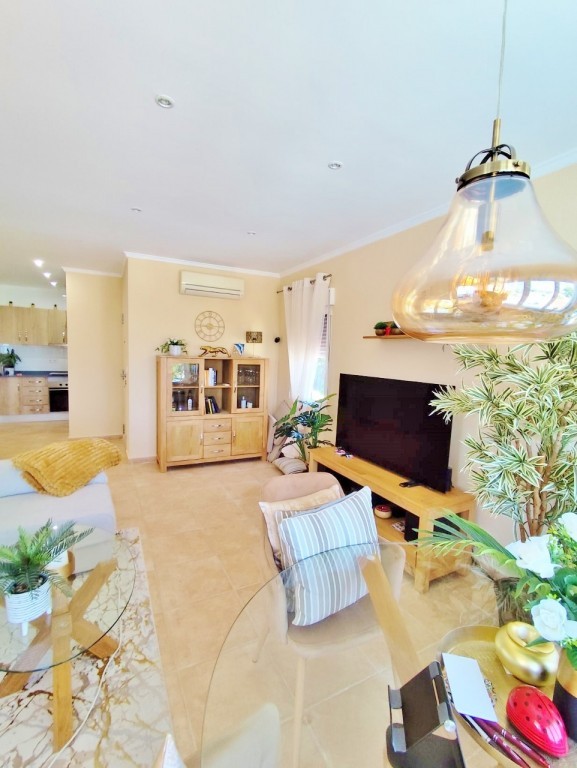 For sale - 4 Bedroom 3 Bathroom Villa in San Miguel de Salinas - Inland  - Alicante