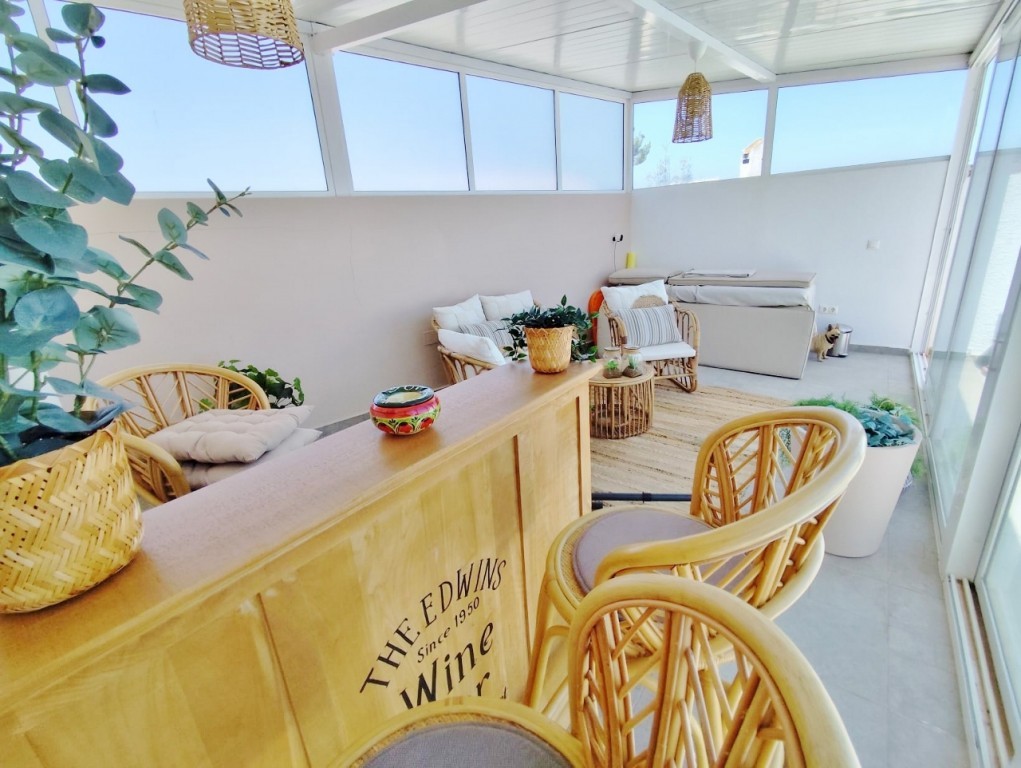 For sale - 4 Bedroom 3 Bathroom Villa in San Miguel de Salinas - Inland  - Alicante