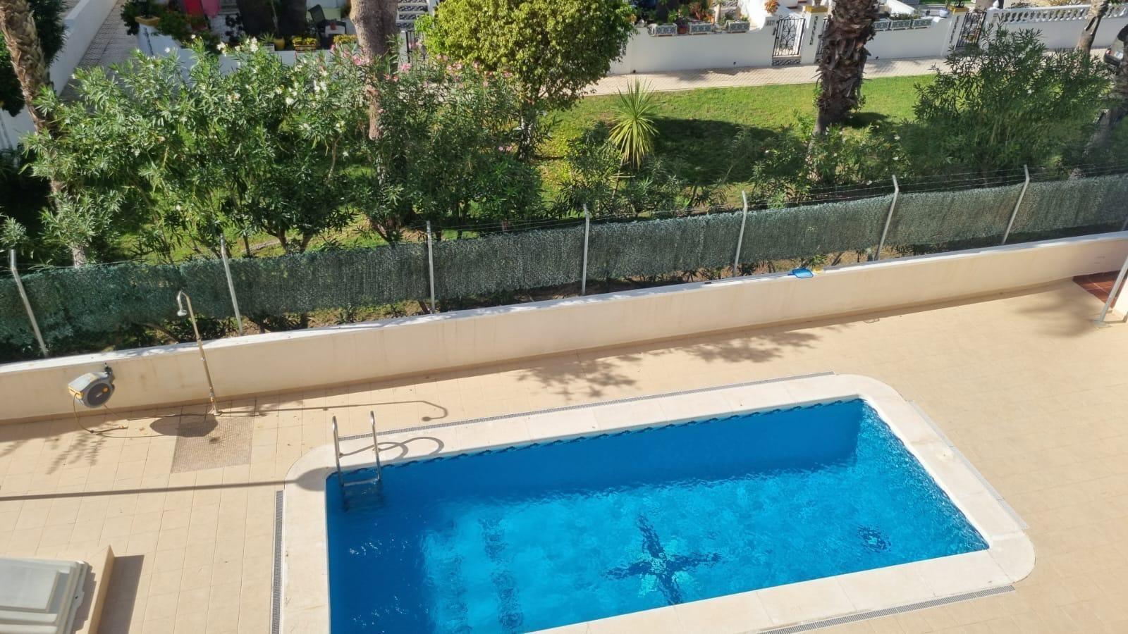 For sale - 3 Bedroom 2 Bathroom Town House in Orihuela Costa - Villamartín-las Filipinas  - Alicante