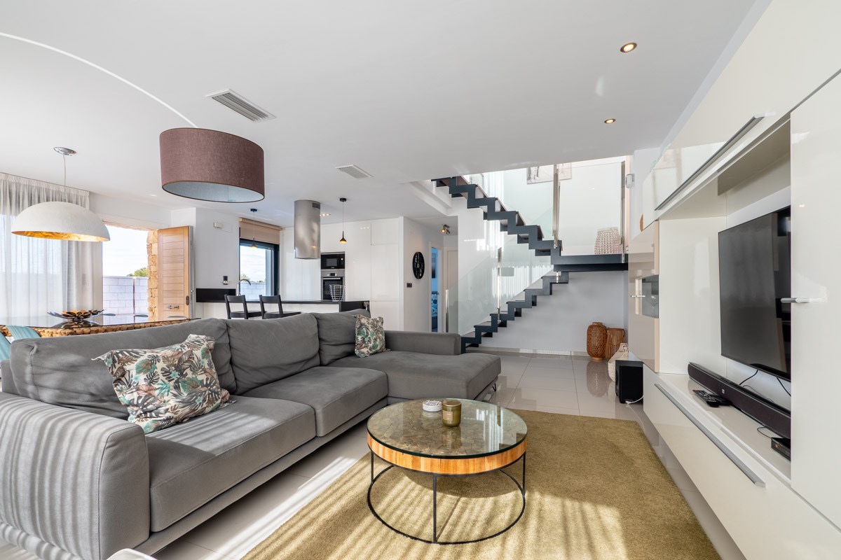 For sale - 3 Bedroom 2 Bathroom Villa in Ciudad Quesada - Costa Blanca  - Alicante