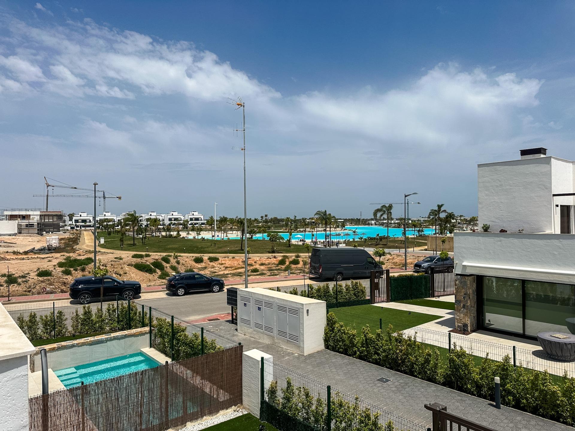 For sale - 3 Bedroom 3 Bathroom Villa in Los Alcazares - Dolores De Pacheco-santa Rosalía  - Murcia