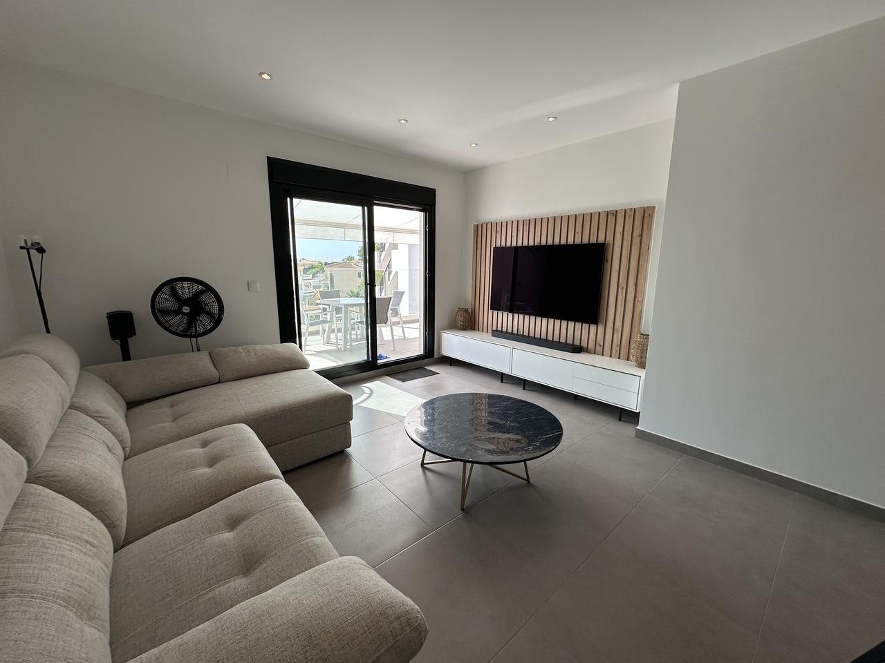 For sale - 2 Bedroom 2 Bathroom Penthouse in Orihuela Costa - Villamartín-las Filipinas  - Alicante
