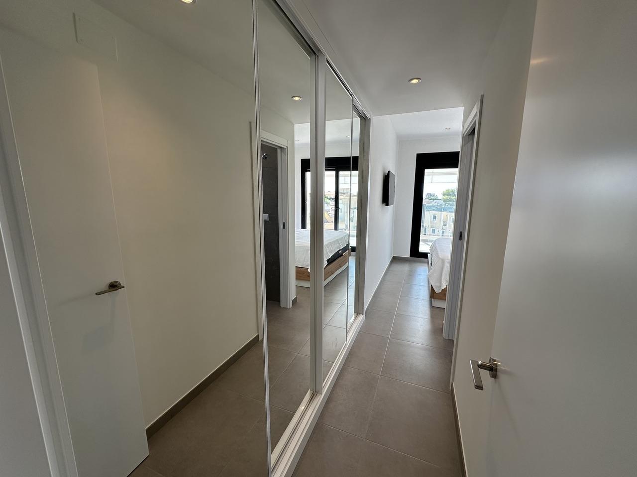 For sale - 2 Bedroom 2 Bathroom Penthouse in Orihuela Costa - Villamartín-las Filipinas  - Alicante