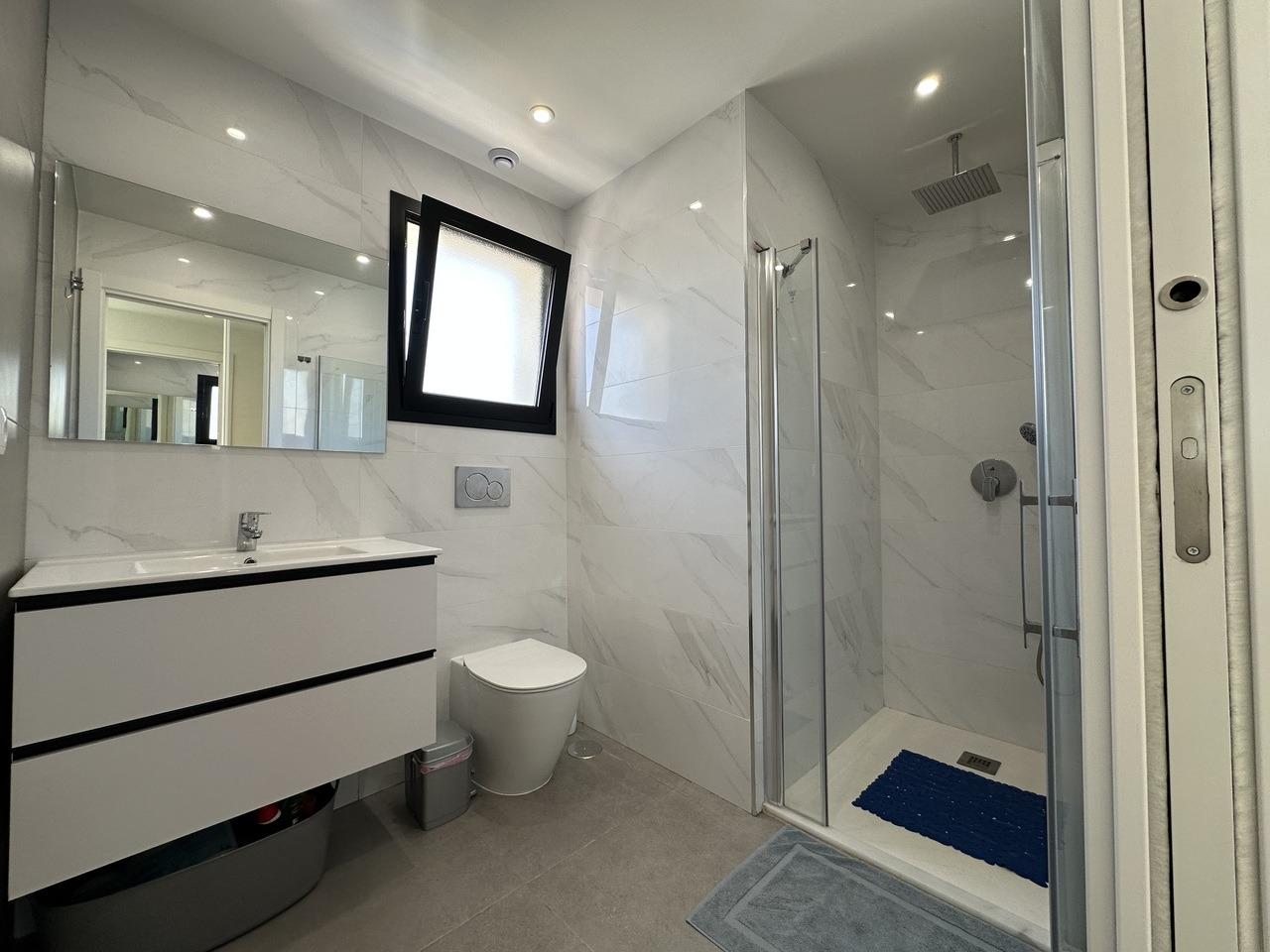 For sale - 2 Bedroom 2 Bathroom Penthouse in Orihuela Costa - Villamartín-las Filipinas  - Alicante