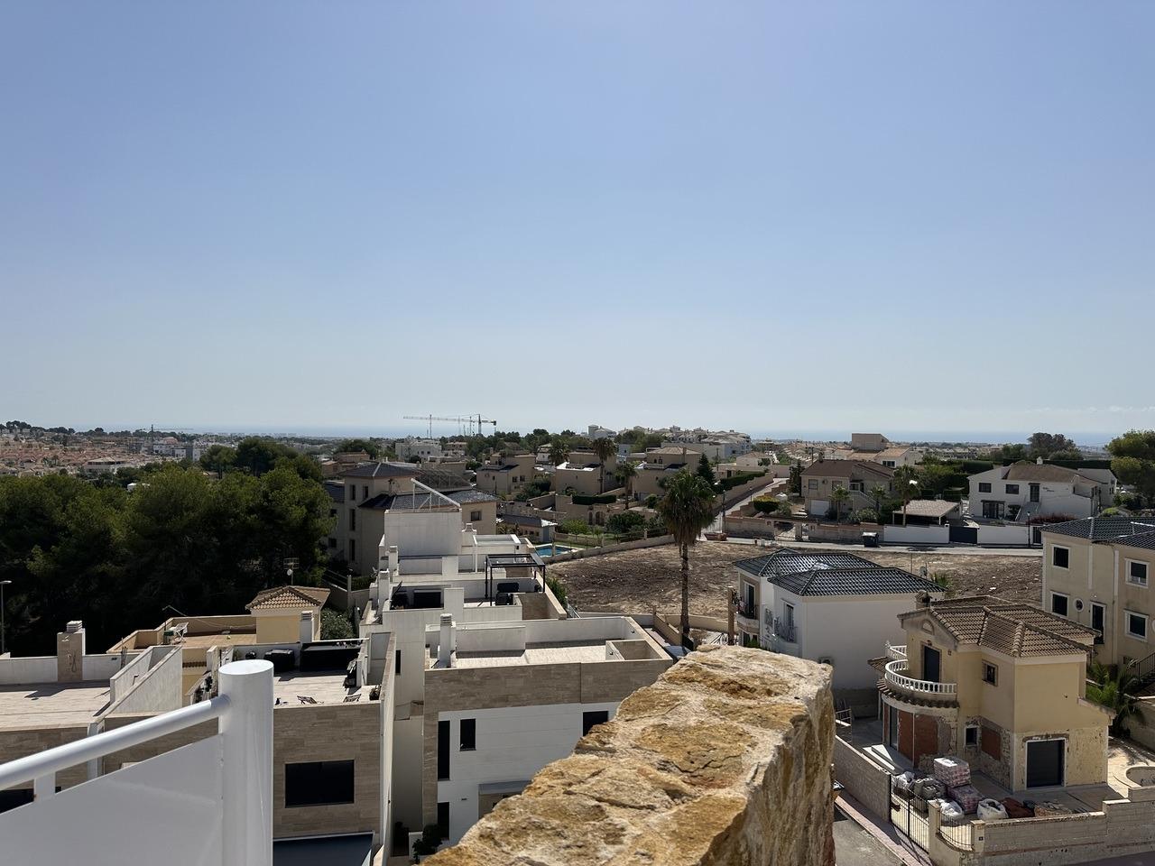 For sale - 2 Bedroom 2 Bathroom Penthouse in Orihuela Costa - Villamartín-las Filipinas  - Alicante