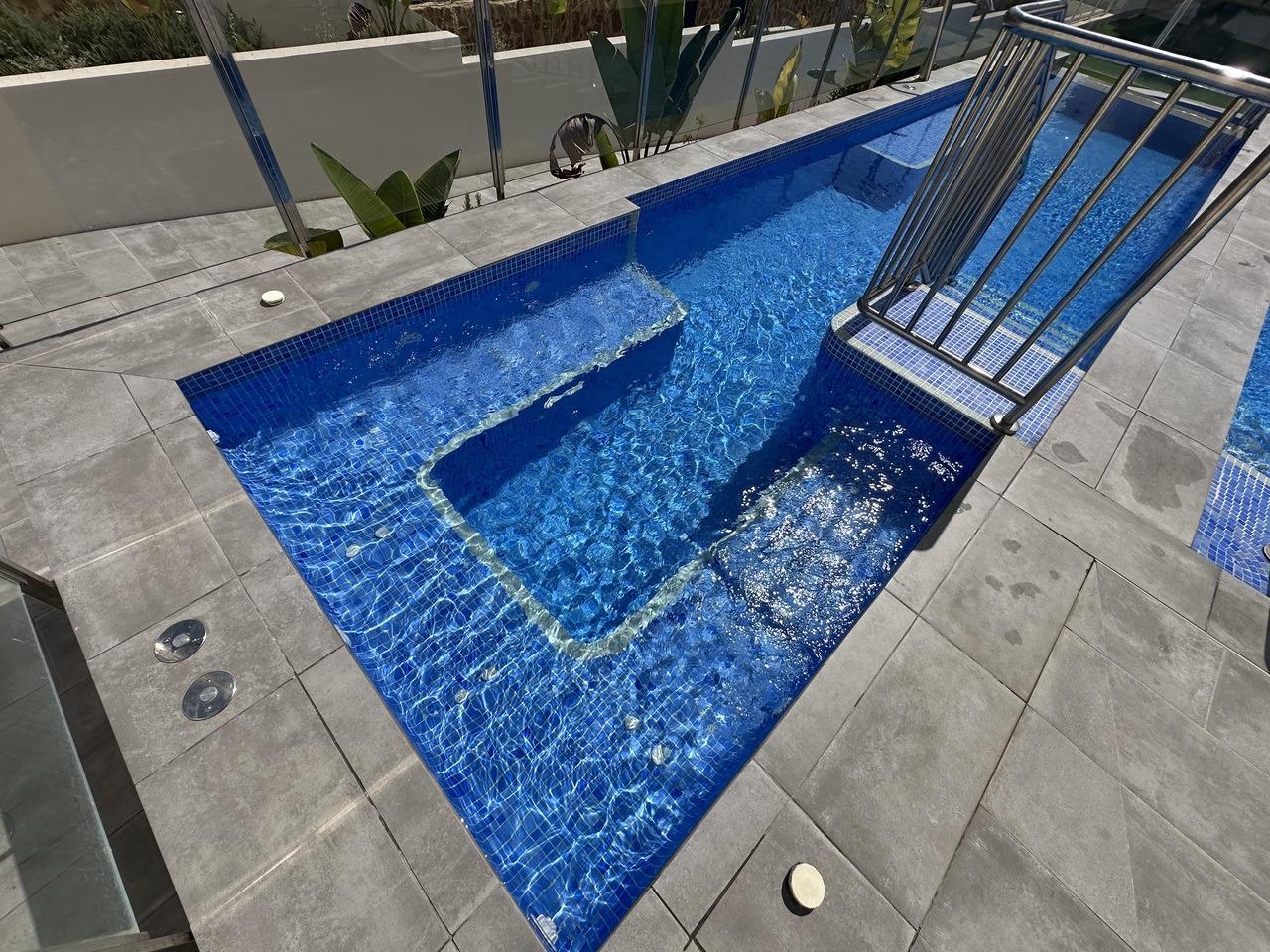 For sale - 2 Bedroom 2 Bathroom Penthouse in Orihuela Costa - Villamartín-las Filipinas  - Alicante