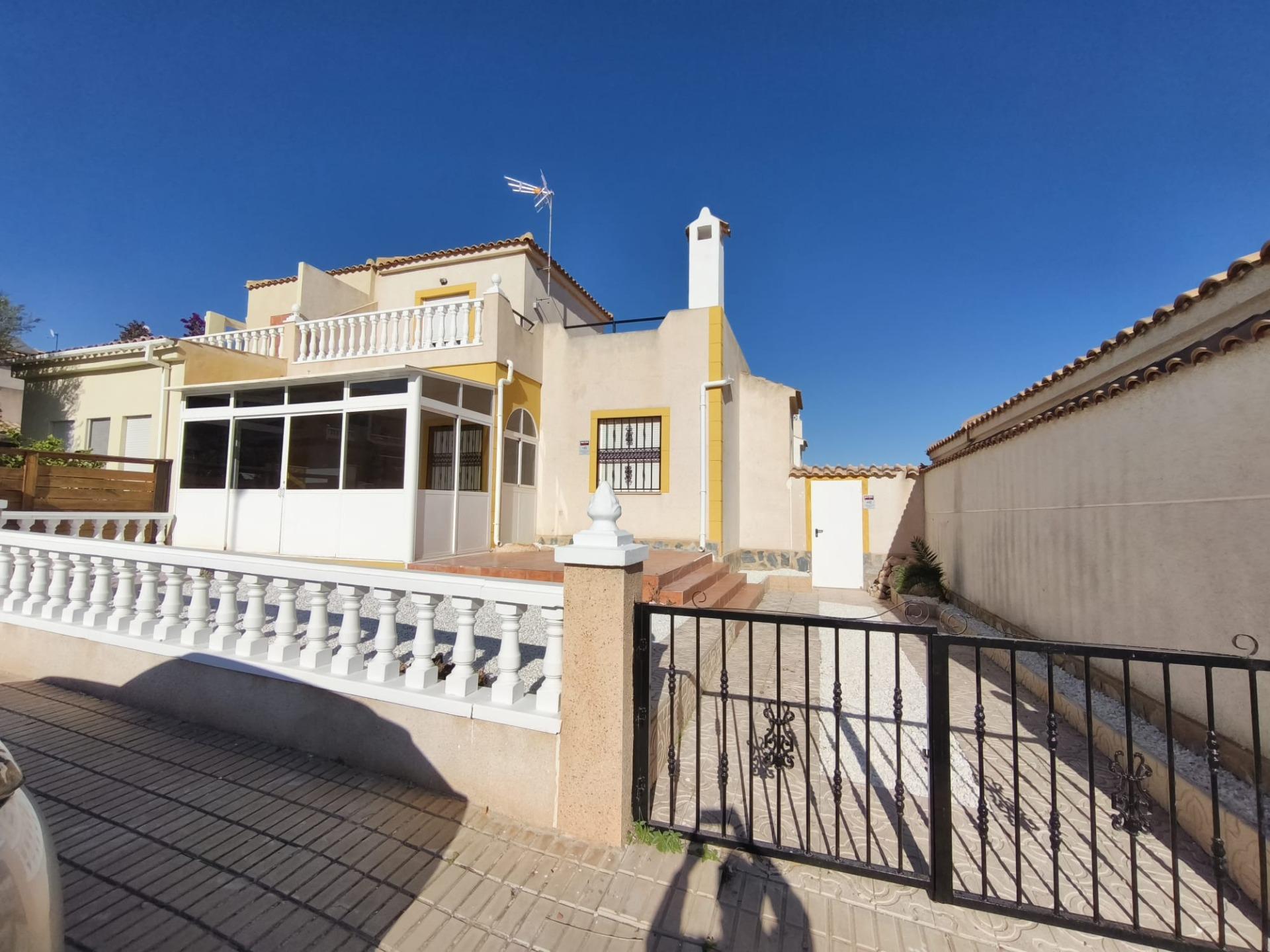 House in Playa Flamenca - Image 3
