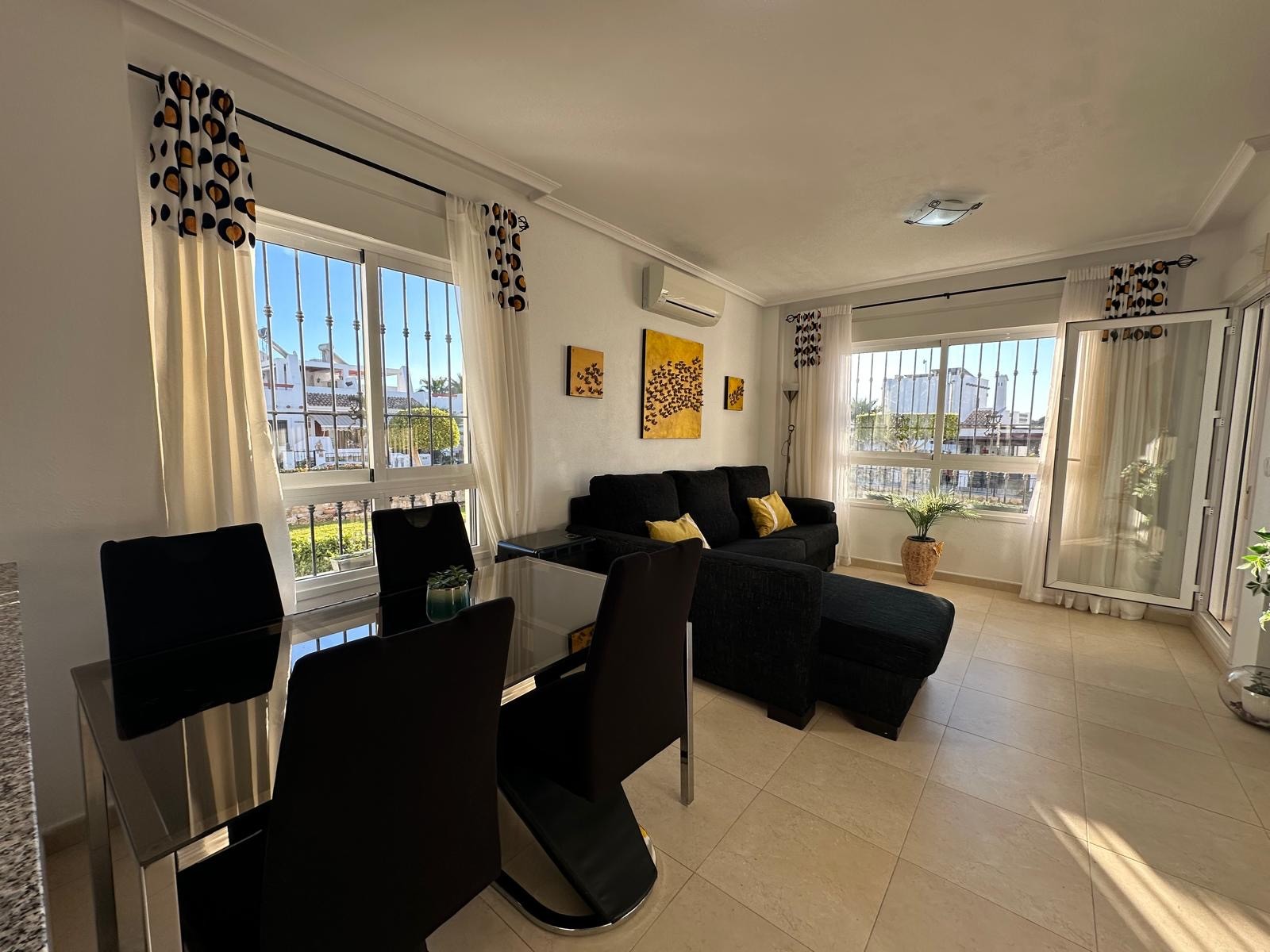 Apartment in Urbanizacion los Balcones - Image 5