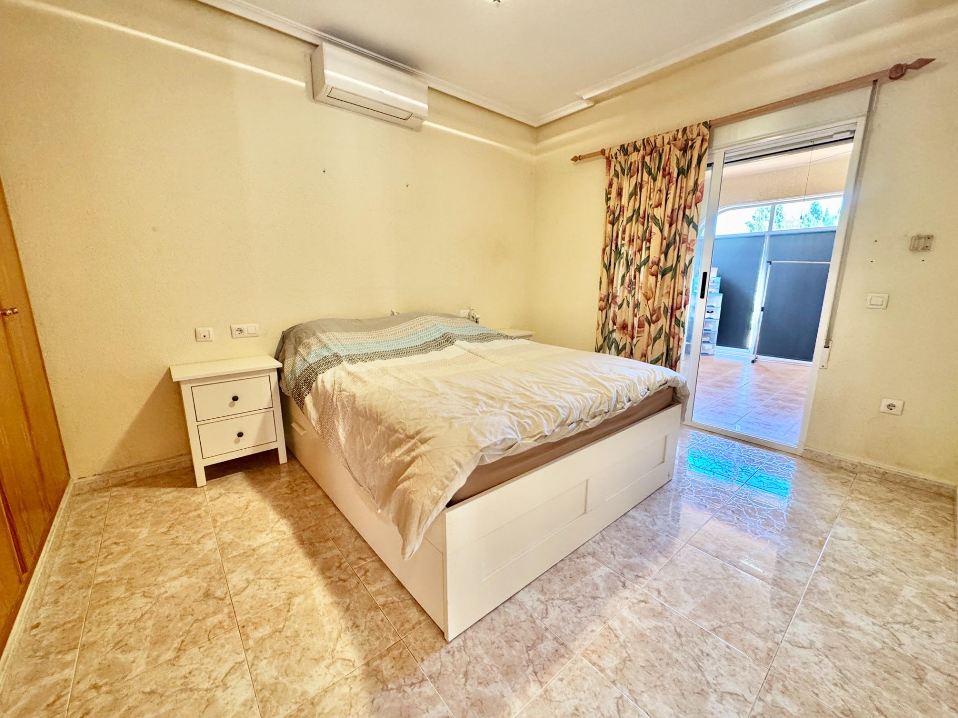 For sale - 3 Bedroom 3 Bathroom Villa in Dolores - Cmno. Escorredor  - Alicante