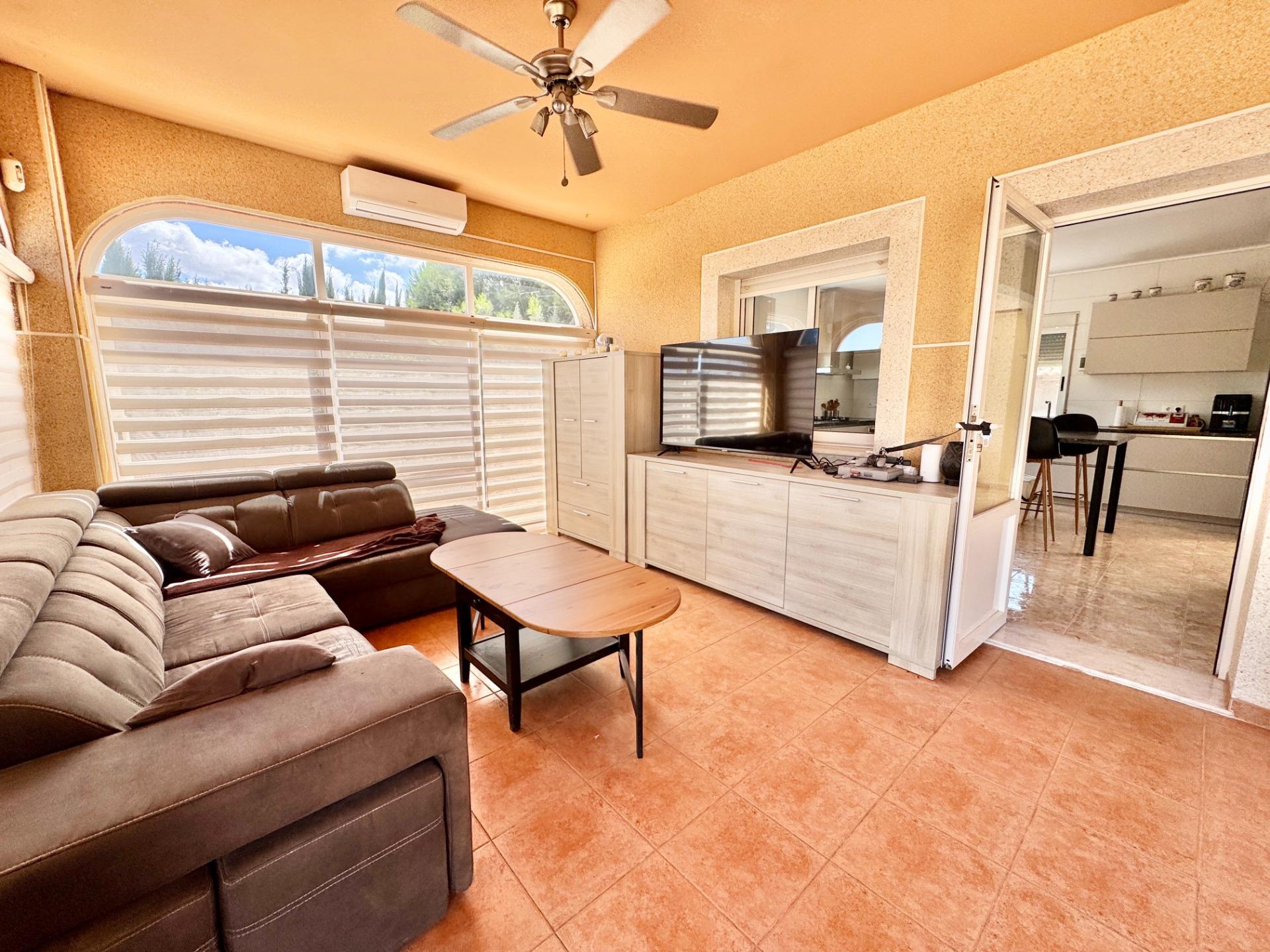 For sale - 3 Bedroom 3 Bathroom Villa in Dolores - Cmno. Escorredor  - Alicante