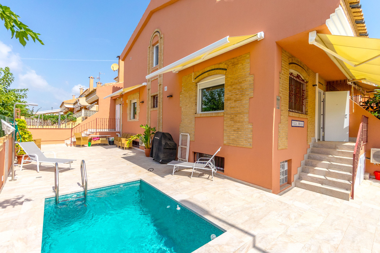 For sale - 3 Bedroom 3 Bathroom Villa in Torre de La Horadada - Costa Blanca  - Alicante